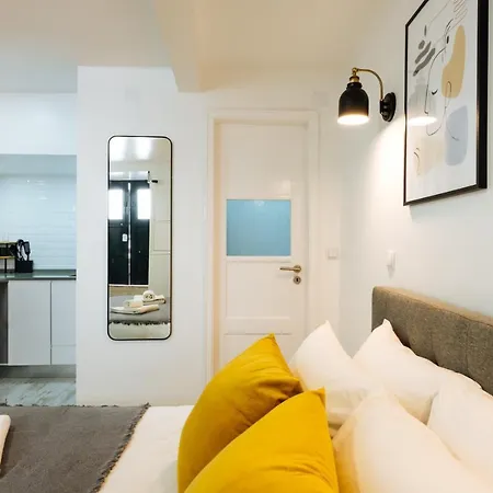 Apartamento Cozy & Small In The Center Lisboa